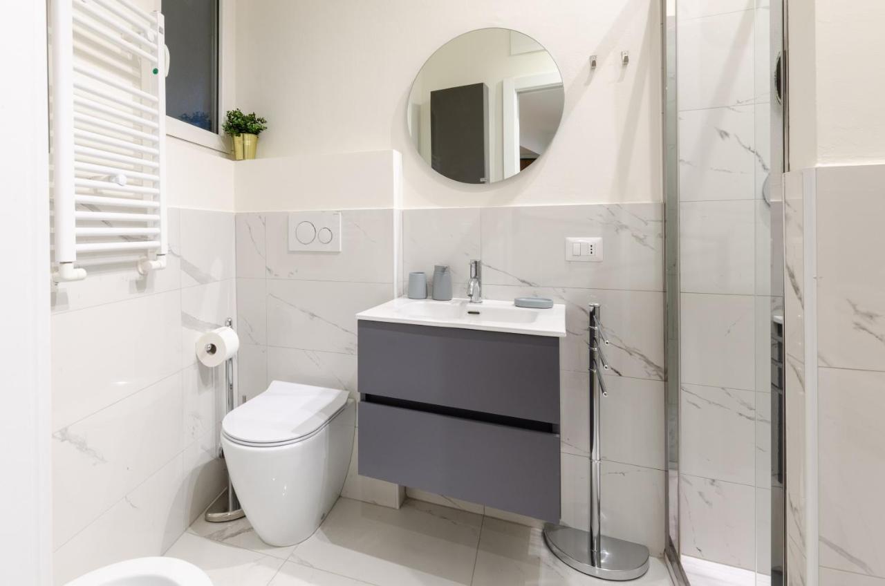 Design Apartment - Spadolini, Campus Bocconi Milan Luaran gambar