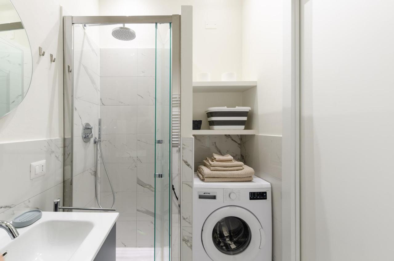 Design Apartment - Spadolini, Campus Bocconi Milan Luaran gambar