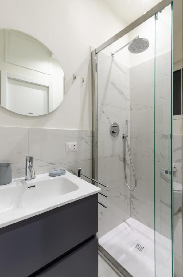Design Apartment - Spadolini, Campus Bocconi Milan Luaran gambar